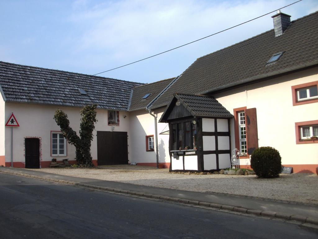 Haus Klara Hotel Mannebach  Exterior foto